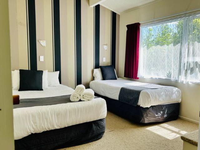 Parkside Motel And Apartments New Plymouth Extérieur photo